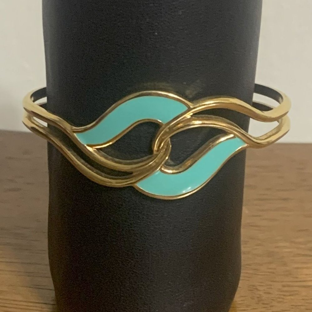 Turquoise Gold Bracelet